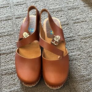 New Brown MIA clogs